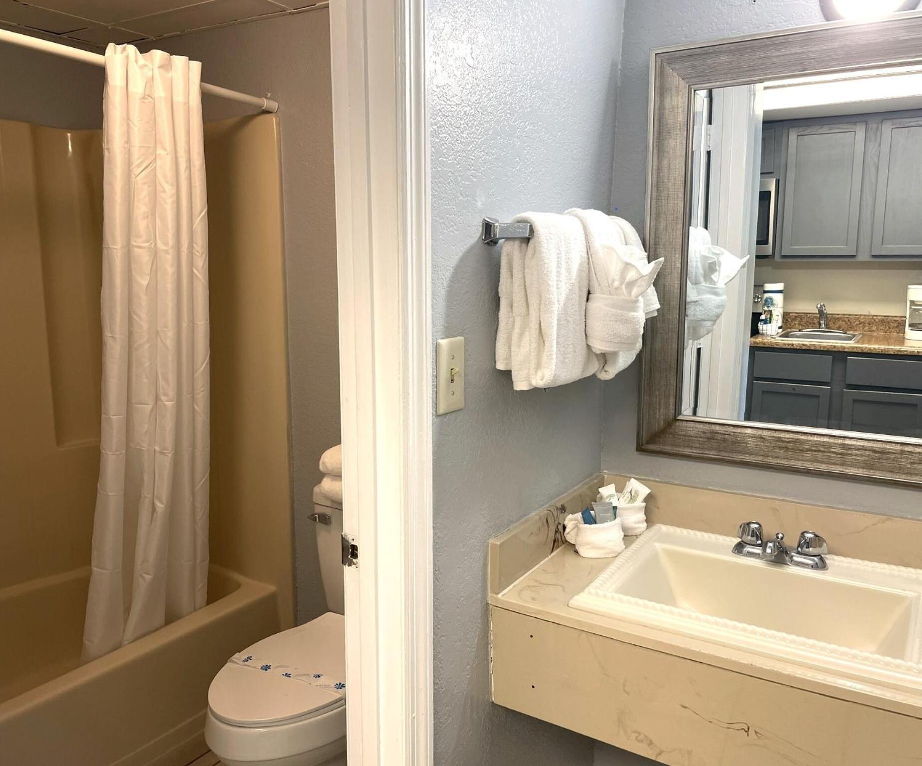 Blue Palmetto Vacation Rentals Myrtle Beach Room photo